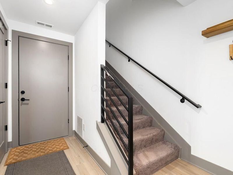 1068 Bryden Road, Unit I, Columbus, OH 43205 Photo 33