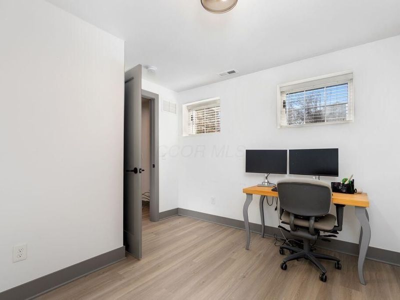 1068 Bryden Road, Unit I, Columbus, OH 43205 Photo 34