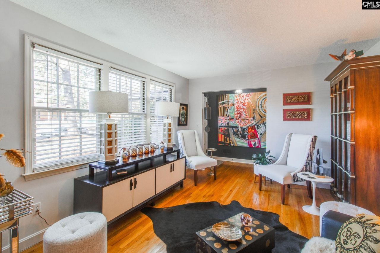 120 Spartan Drive  Photo 6