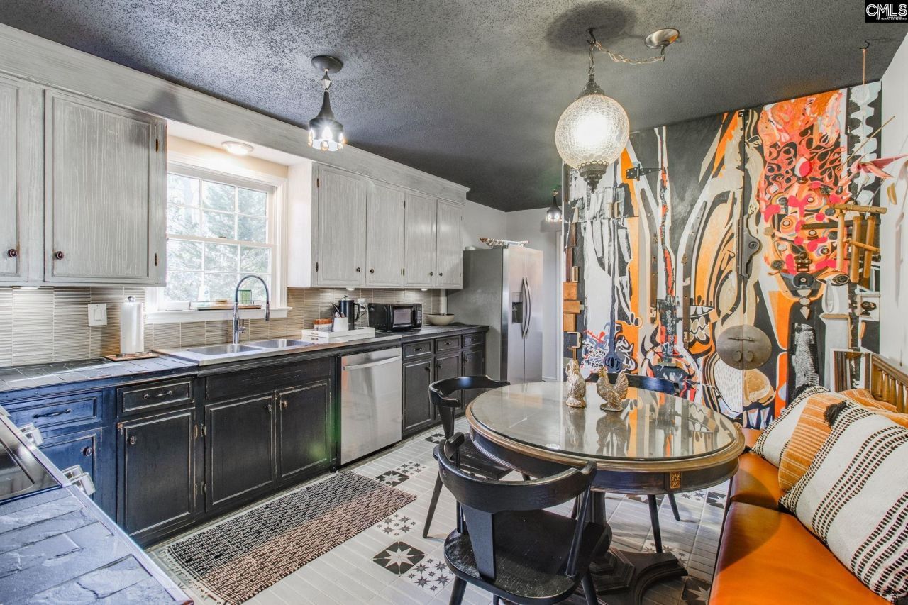 120 Spartan Drive  Photo 8