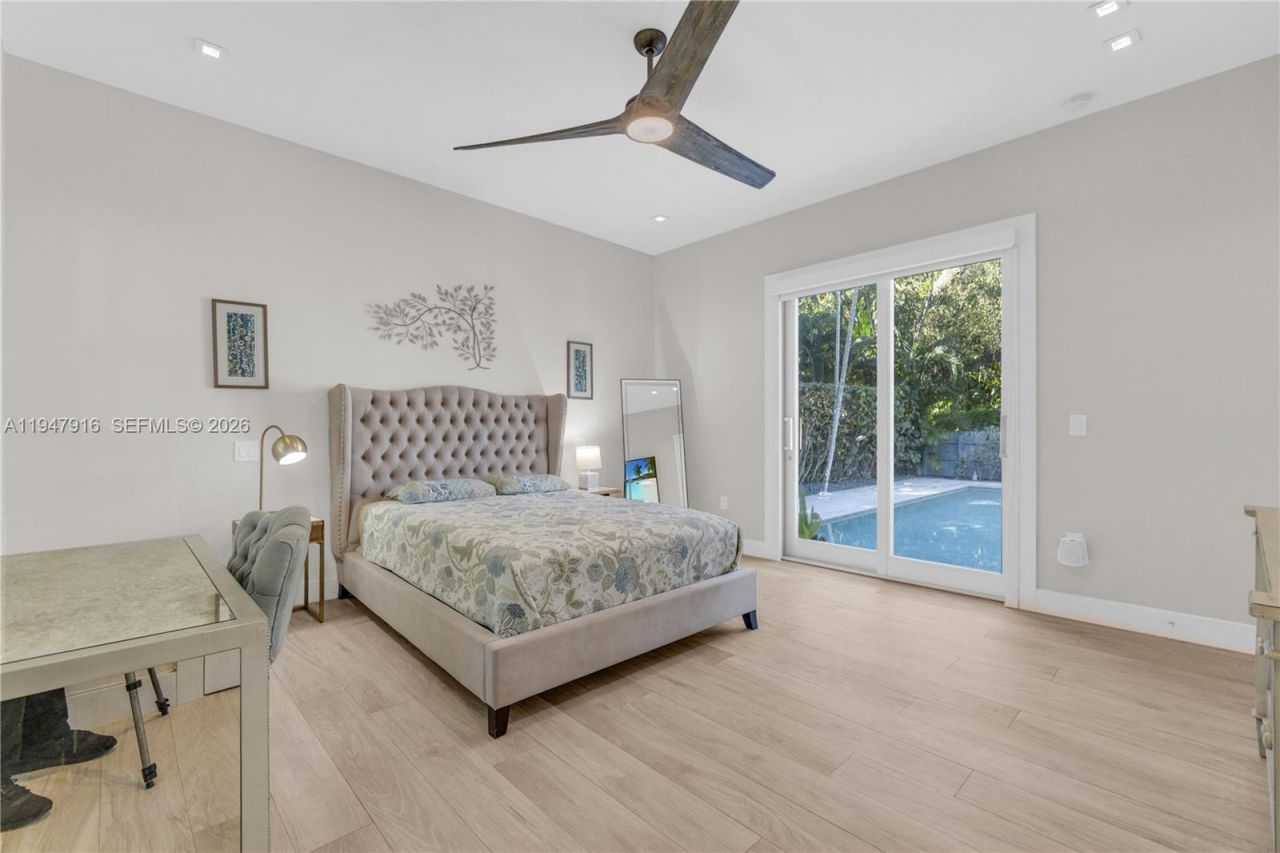 760 NE 115th St, Biscayne Park, FL 33161 Photo