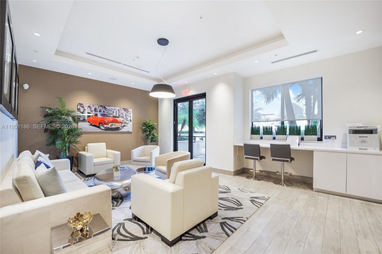 999 SW 1st Ave , Unit 1208, Miami, FL 33130 Photo