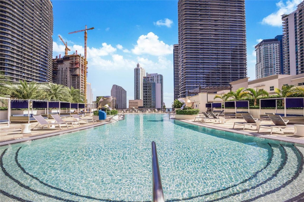 999 SW 1st Ave , Unit 1208, Miami, FL 33130 Photo