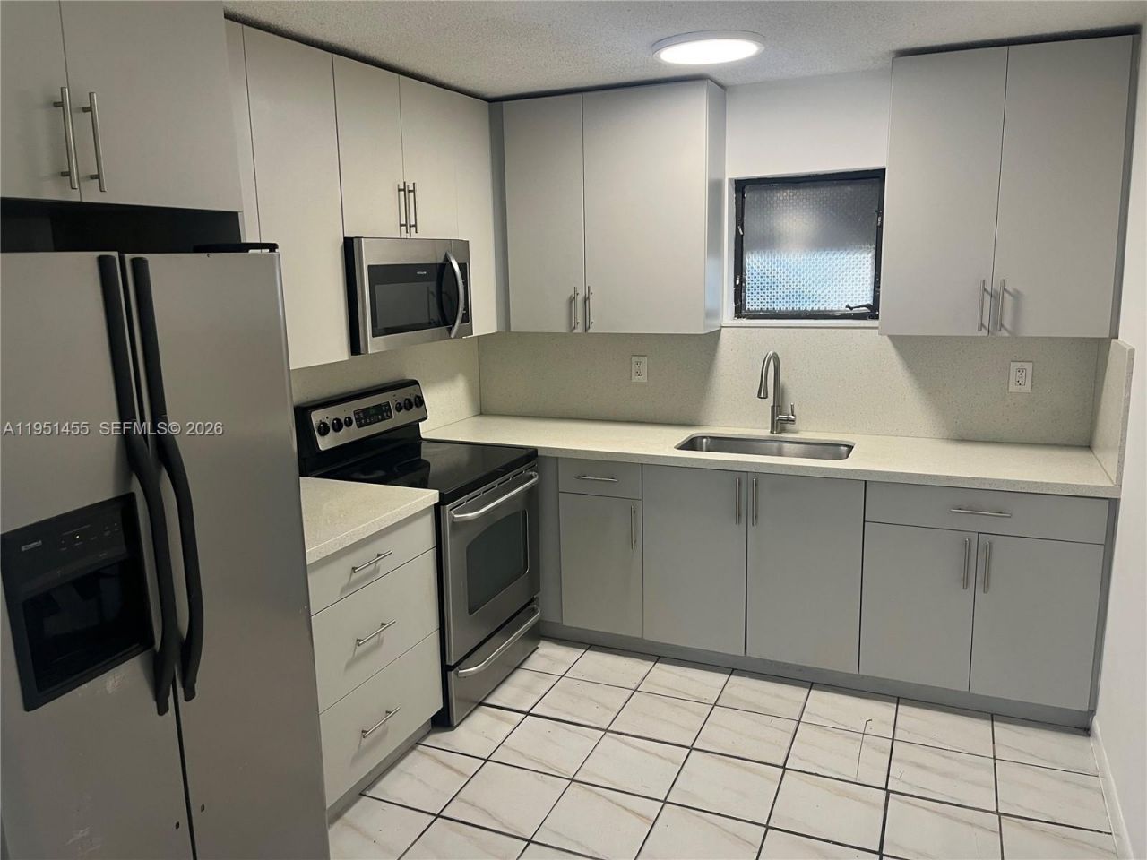 1719 NW 16th St, Unit A, Miami, FL 33125 Photo
