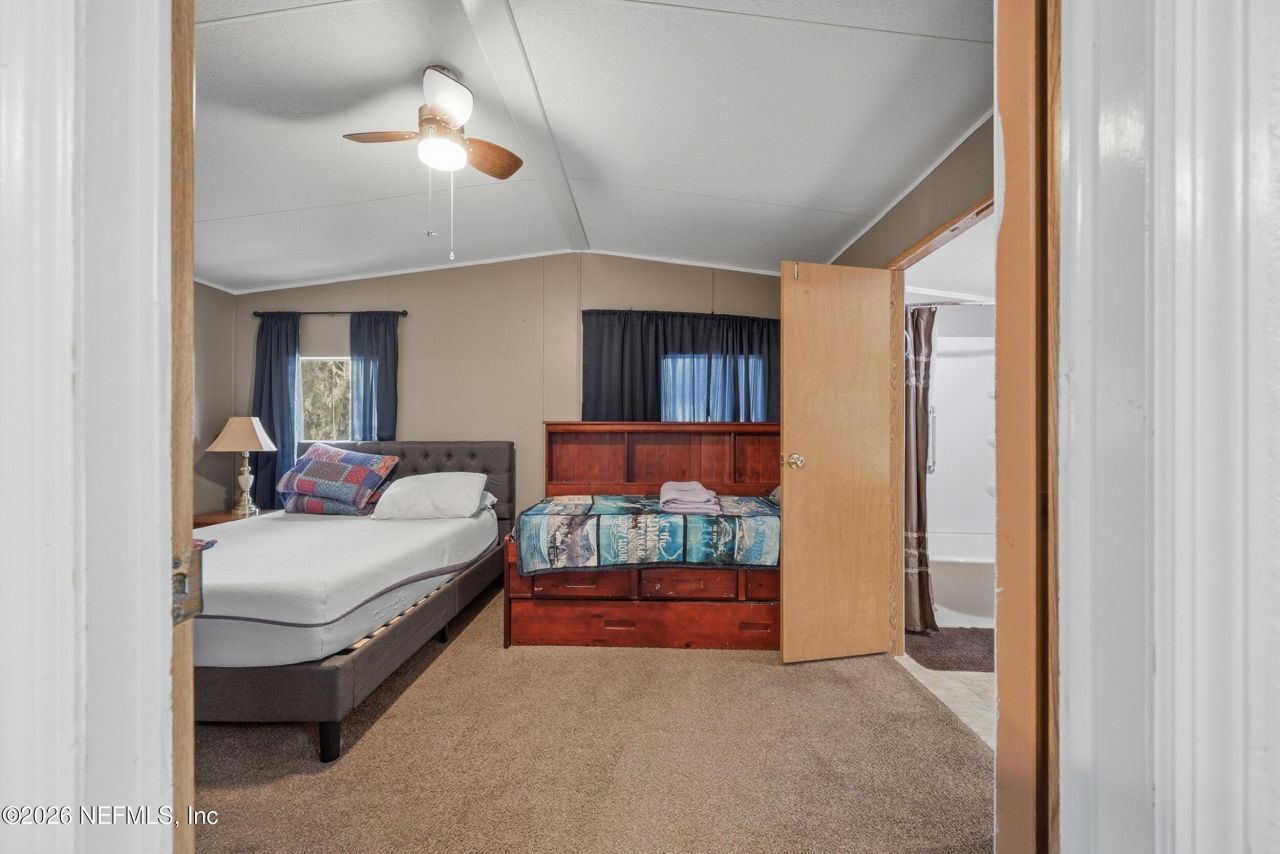 143 S Lake George Drive, Georgetown, FL 32139 Photo