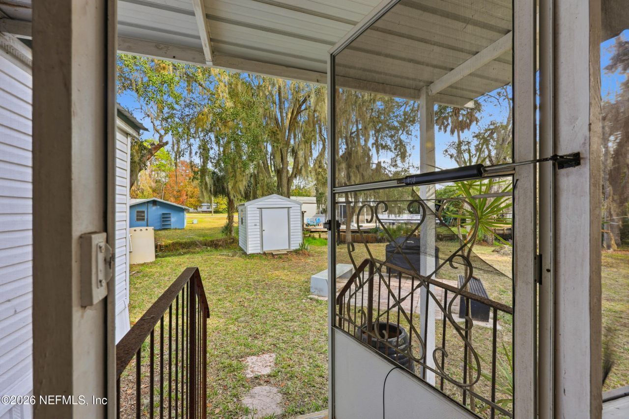 143 S Lake George Drive, Georgetown, FL 32139 Photo