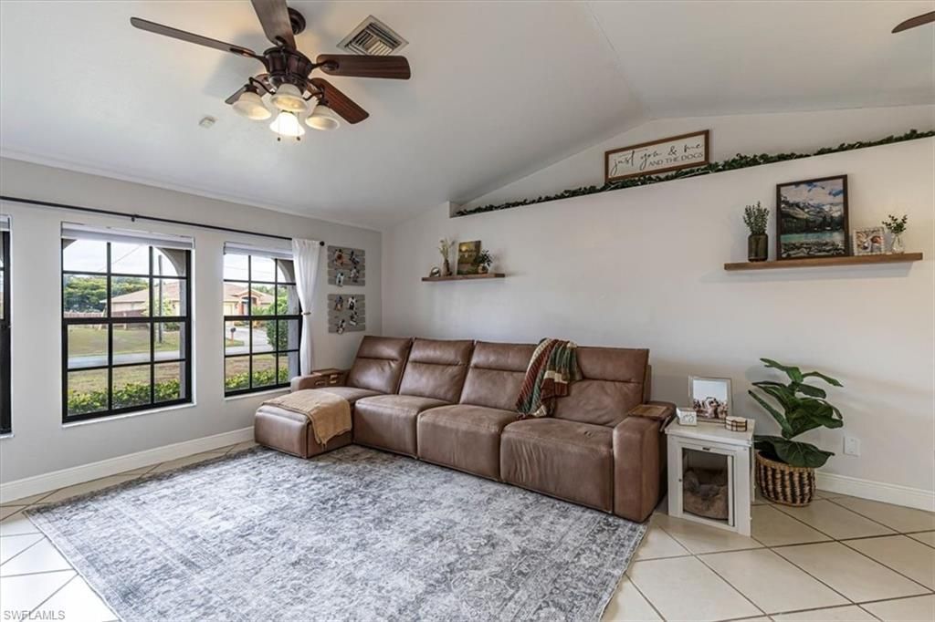 10590 Woodchuck Ln, Bonita Springs, FL 34135 Photo