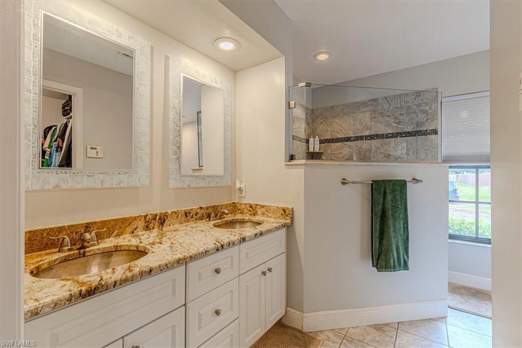 10590 Woodchuck Ln, Bonita Springs, FL 34135 Photo