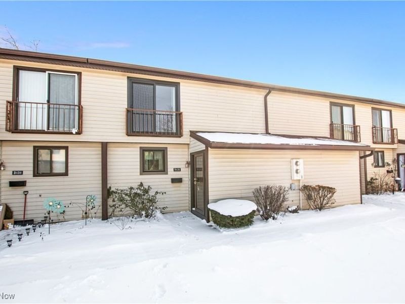 7436 Pine River Court, Unit C52, Middleburg Heights, OH 44130 Photo 38