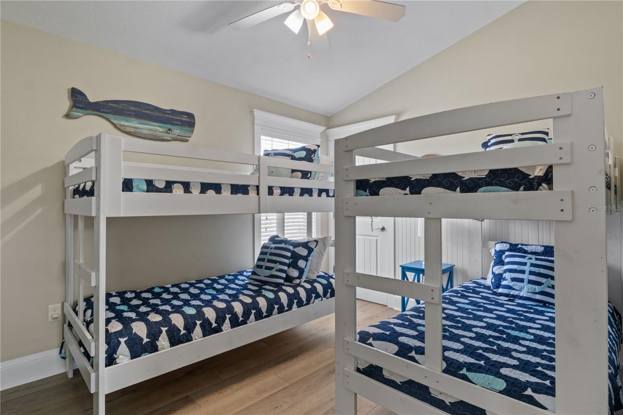 6908 Holmes Boulevard, Holmes Beach, FL 34217 Photo