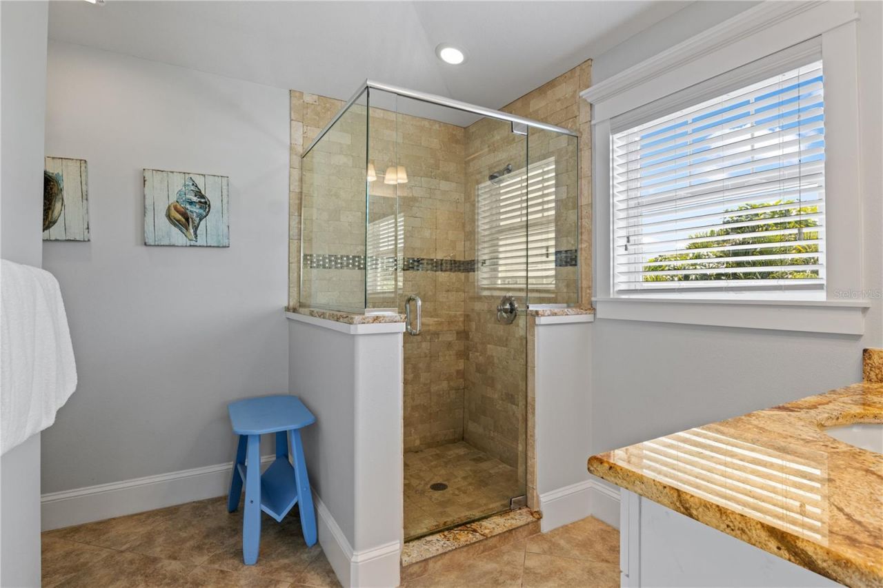 6908 Holmes Boulevard, Holmes Beach, FL 34217 Photo