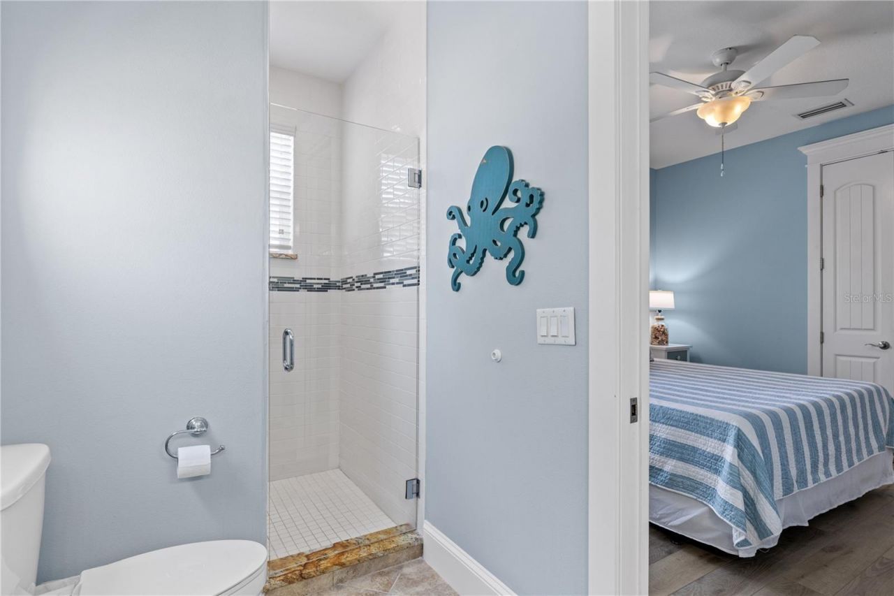 6908 Holmes Boulevard, Holmes Beach, FL 34217 Photo