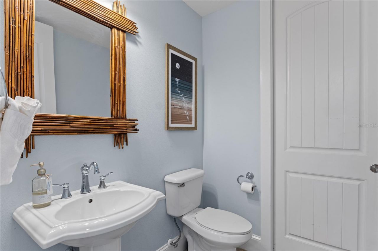 6908 Holmes Boulevard, Holmes Beach, FL 34217 Photo