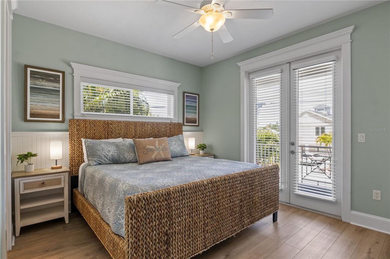 6908 Holmes Boulevard, Holmes Beach, FL 34217 Photo