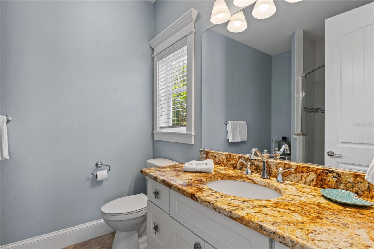 6908 Holmes Boulevard, Holmes Beach, FL 34217 Photo