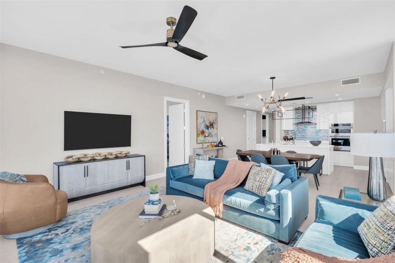 301 1st Street S, Unit 3306, Saint Petersburg, FL 33701 Photo