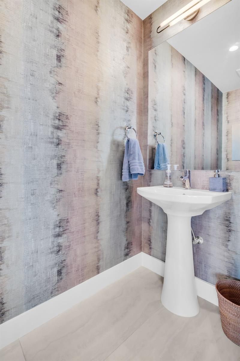 301 1st Street S, Unit 3306, Saint Petersburg, FL 33701 Photo