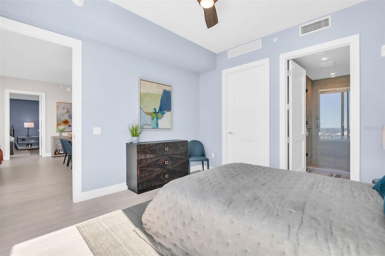 301 1st Street S, Unit 3306, Saint Petersburg, FL 33701 Photo