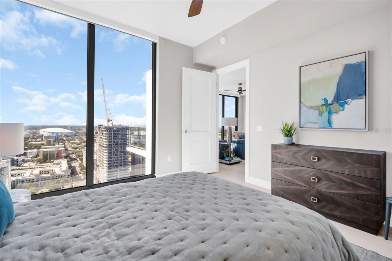 301 1st Street S, Unit 3306, Saint Petersburg, FL 33701 Photo