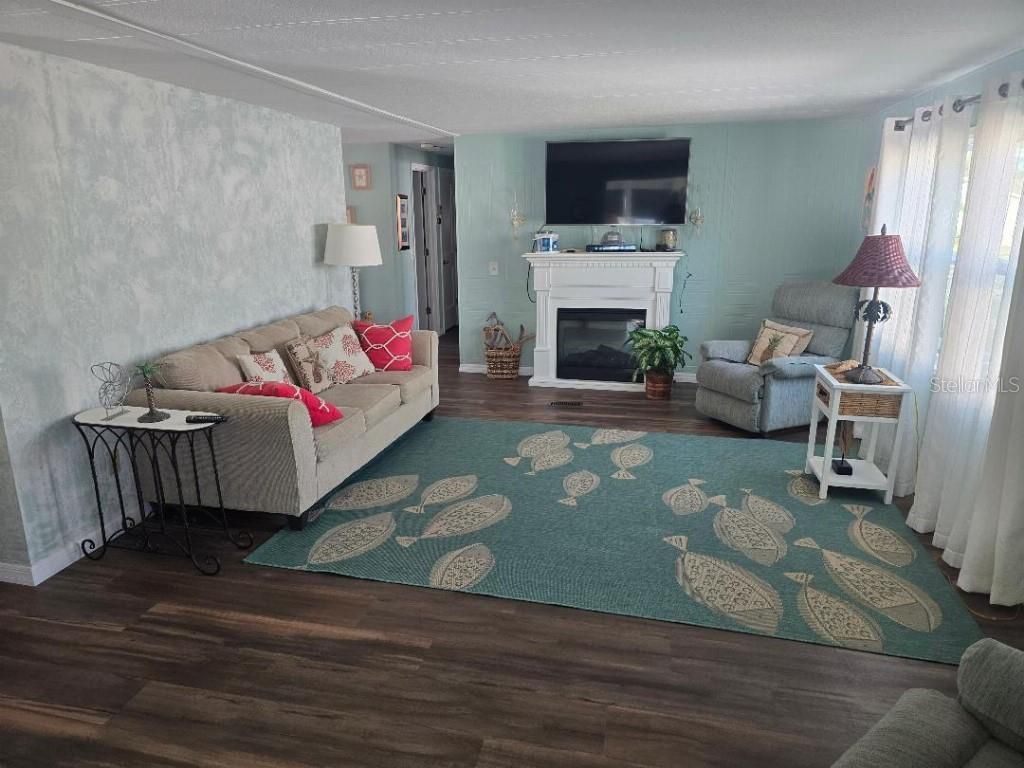 808 53rd Avenue E, Unit 117, Bradenton, FL 34203 Photo