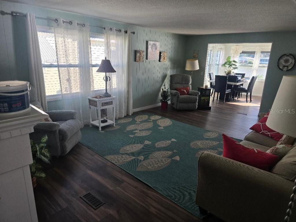 808 53rd Avenue E, Unit 117, Bradenton, FL 34203 Photo