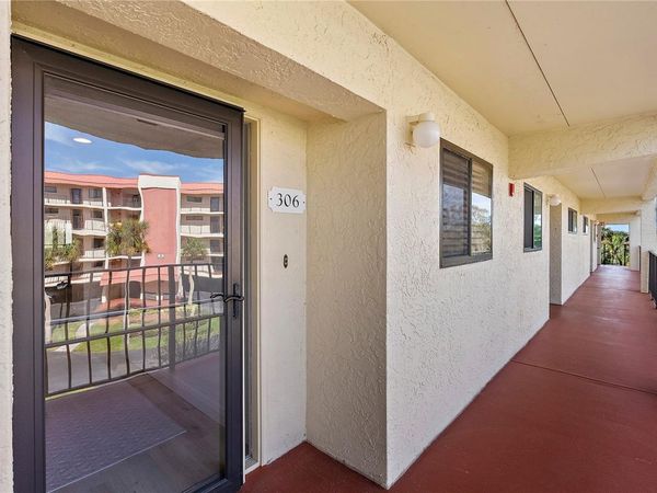 9433 HARBOR GREENS WAY, Unit 306, SEMINOLE, FL 33776