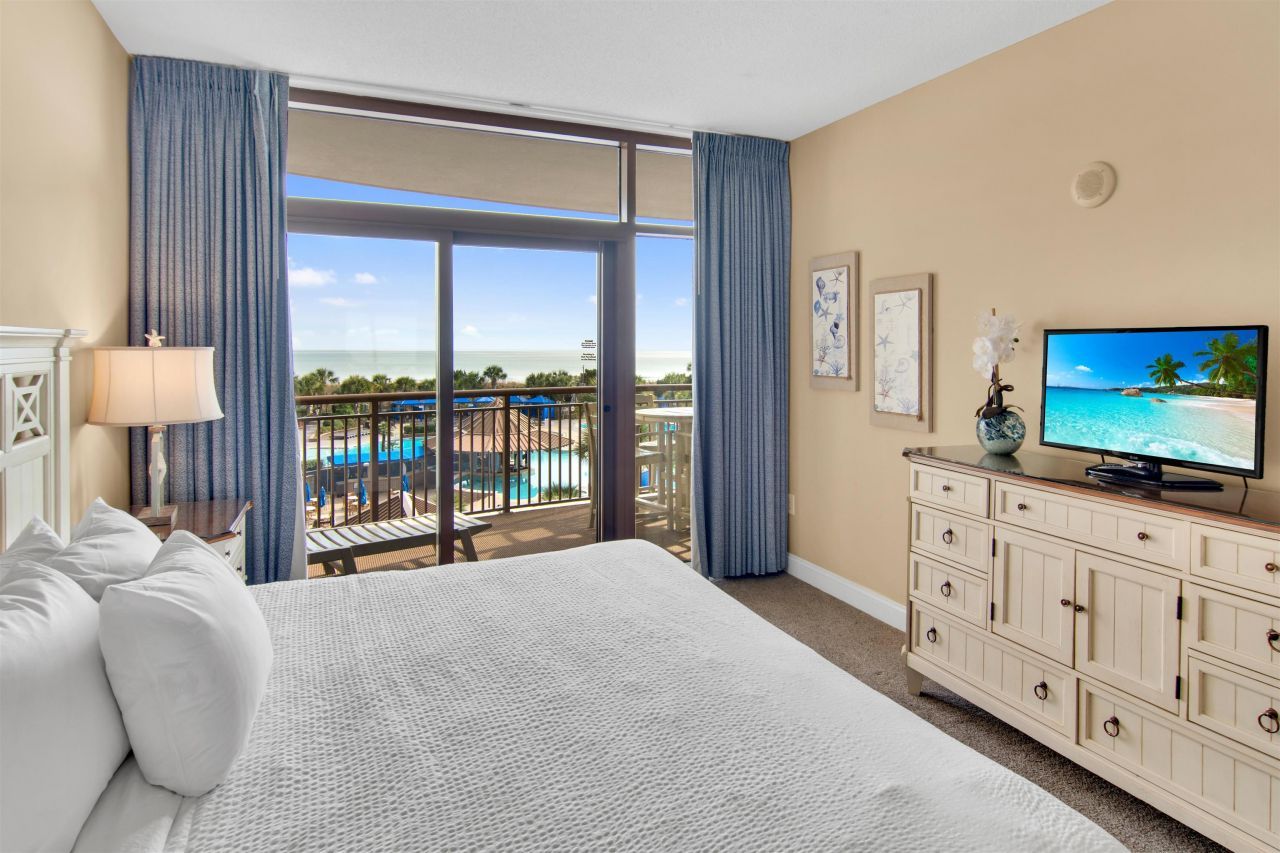 100 North Beach Blvd. Photo 14