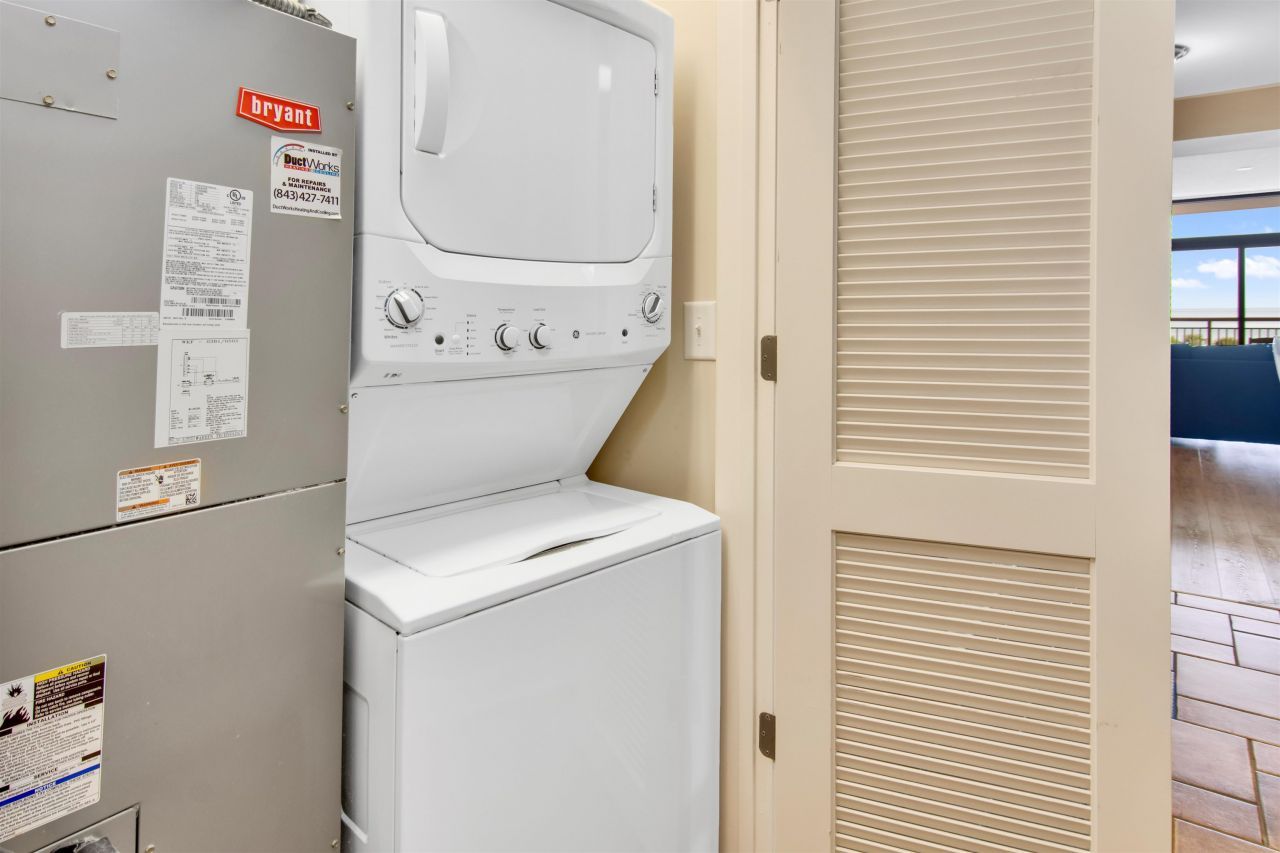 100 North Beach Blvd. Photo 24