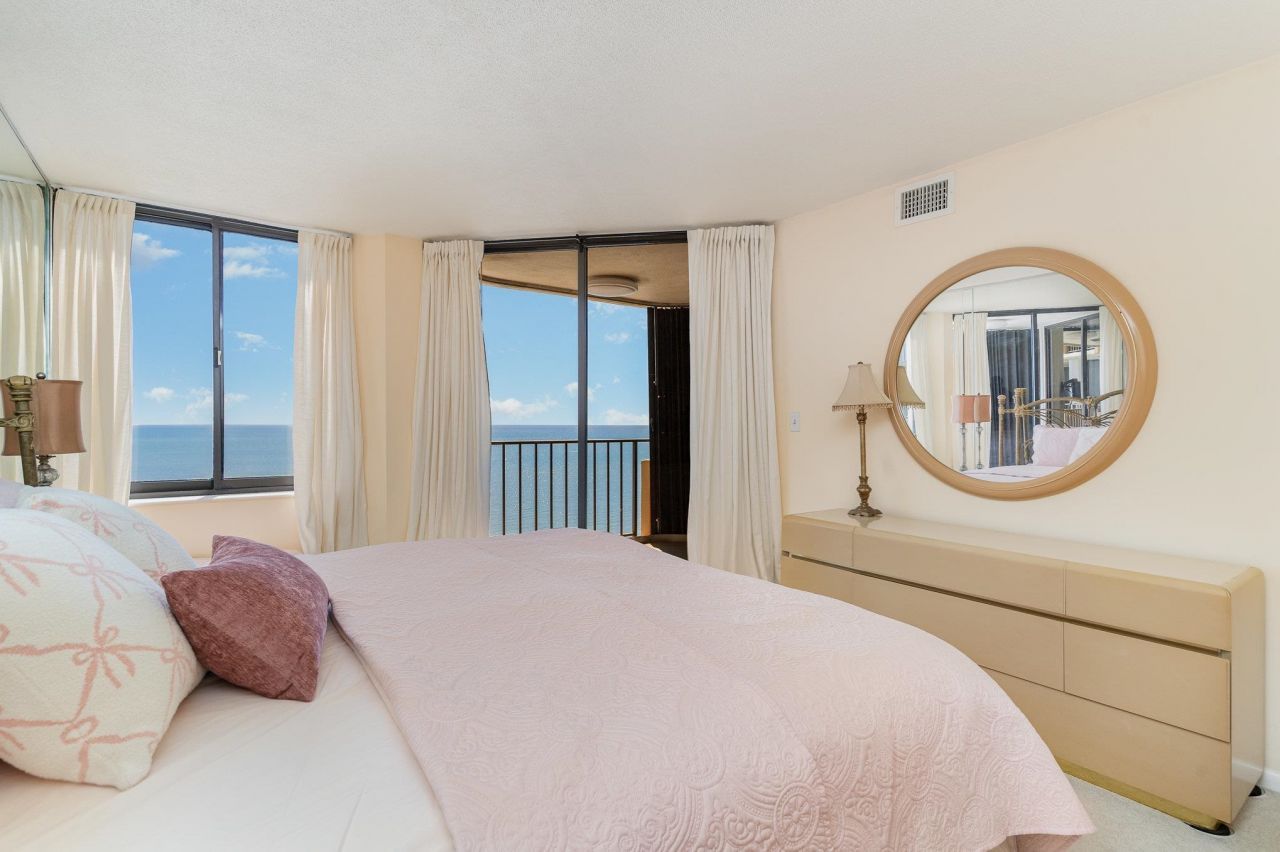 9650 Shore Dr. Photo 16