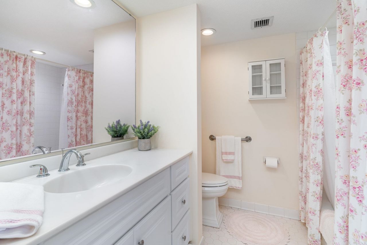 9650 Shore Dr. Photo 18