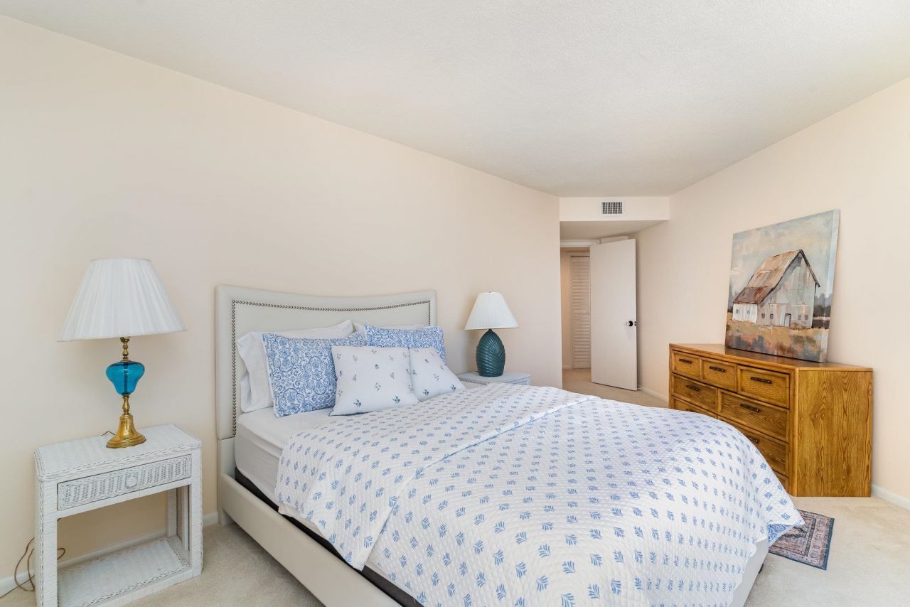 9650 Shore Dr. Photo 20