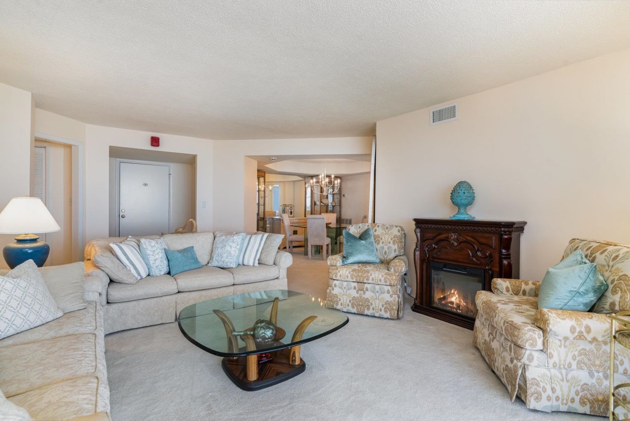 9650 Shore Dr. Photo 7