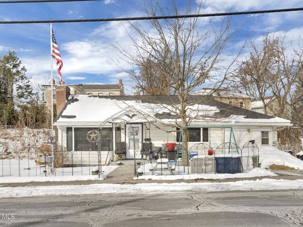 28 N Washington Street, Athens, NY 12015