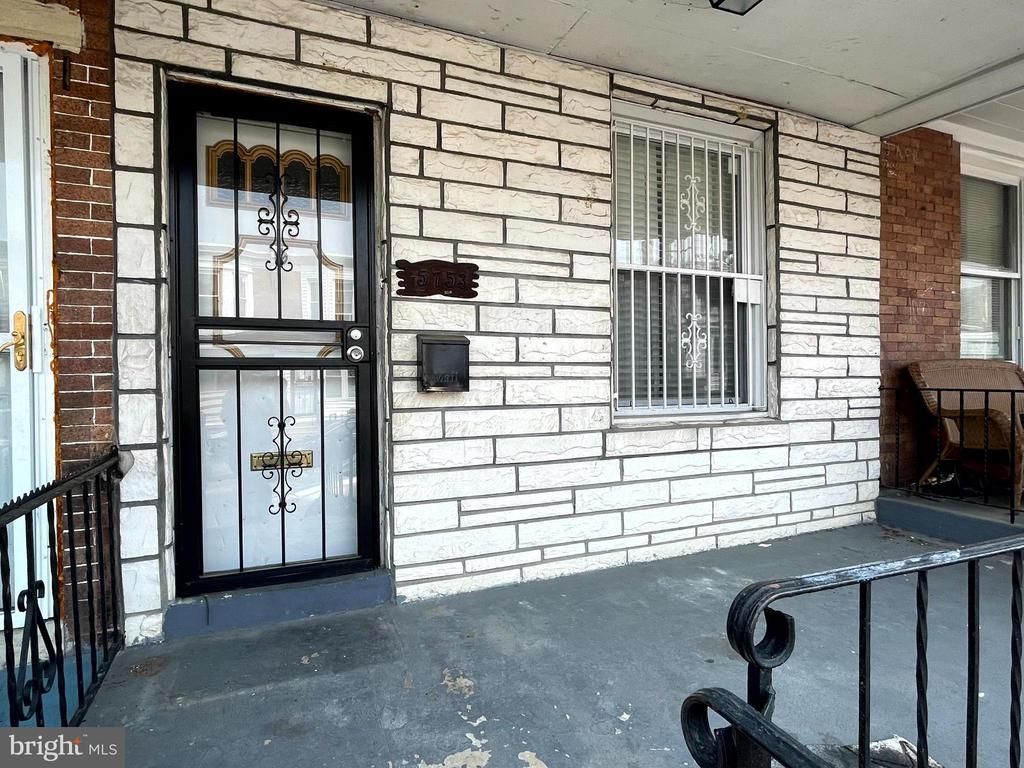 5753 N Beechwood Street, Philadelphia, PA 19138 Main Photo