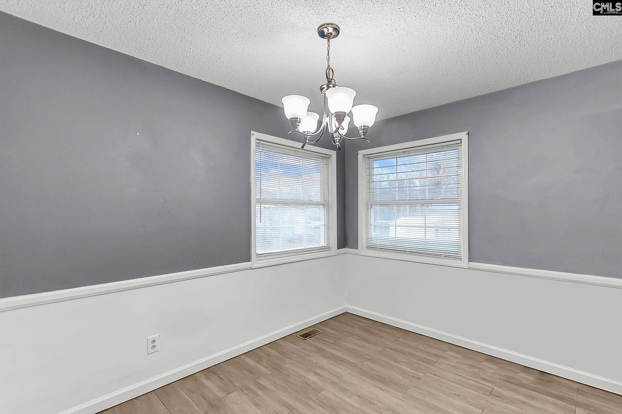 1677 Clearview Drive  Photo 14