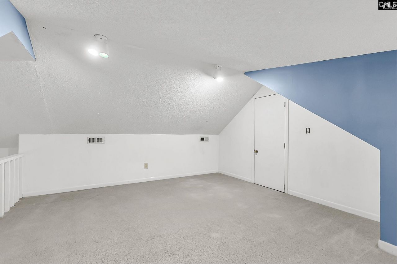 1677 Clearview Drive  Photo 32