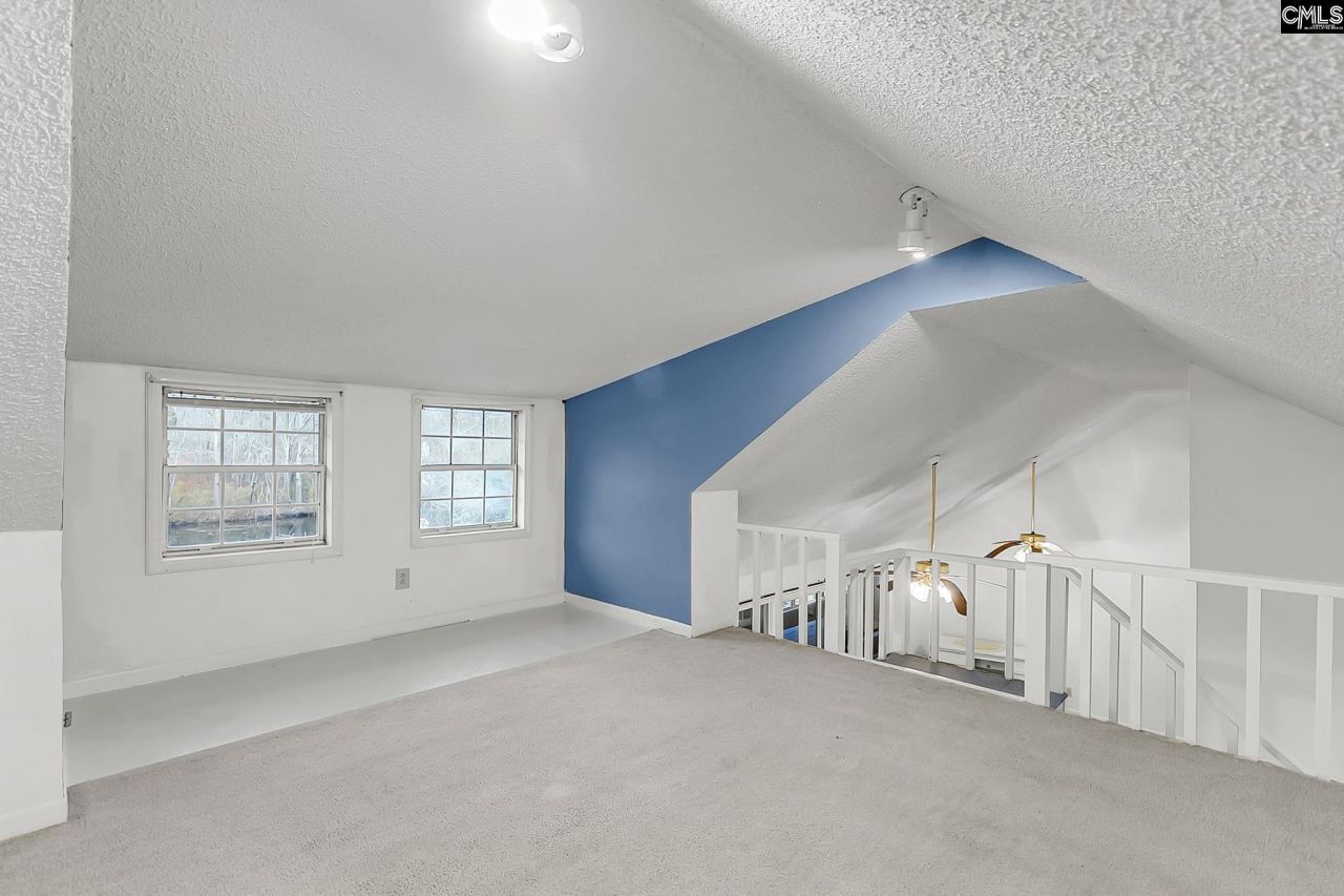 1677 Clearview Drive  Photo 33