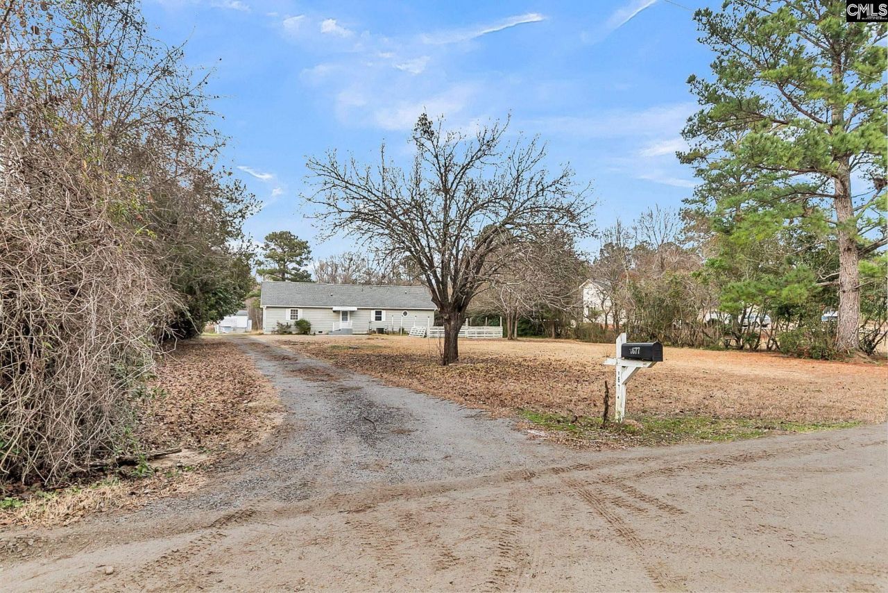 1677 Clearview Drive  Photo 5