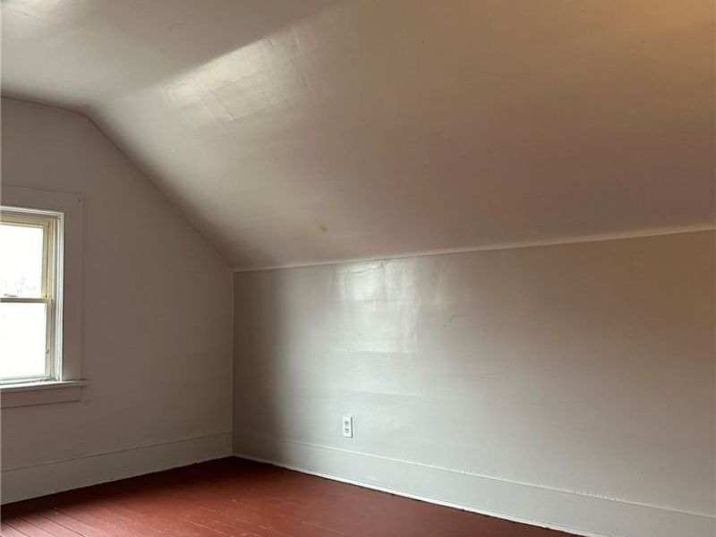 864 Forrest Drive, Akron, OH 44306 Photo 18