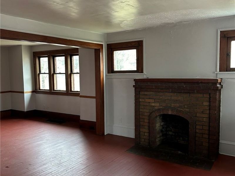 864 Forrest Drive, Akron, OH 44306 Photo 2