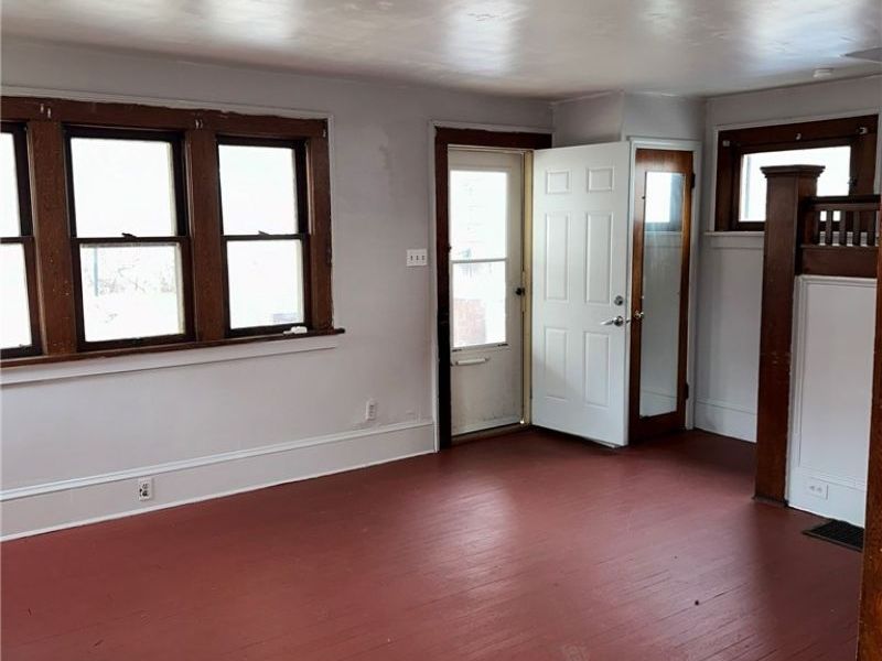 864 Forrest Drive, Akron, OH 44306 Photo 7