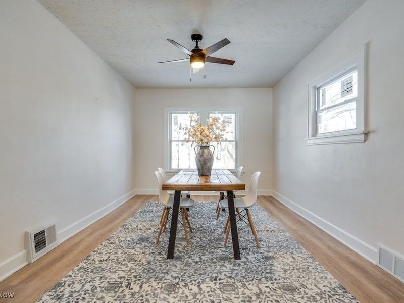 1068 Elbon Road, Cleveland, OH 44121 Photo 6