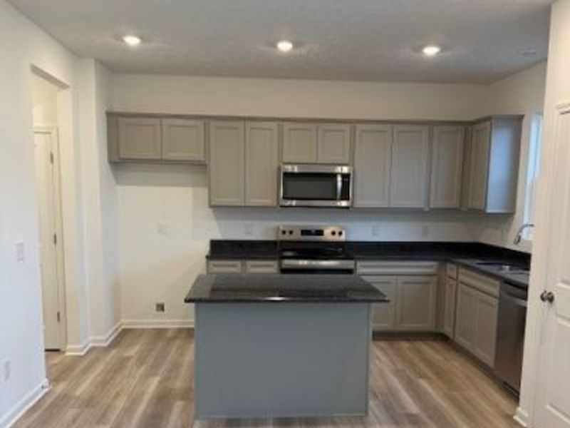 23429 Kims Trail, Columbia Station, OH 44028 Photo 8