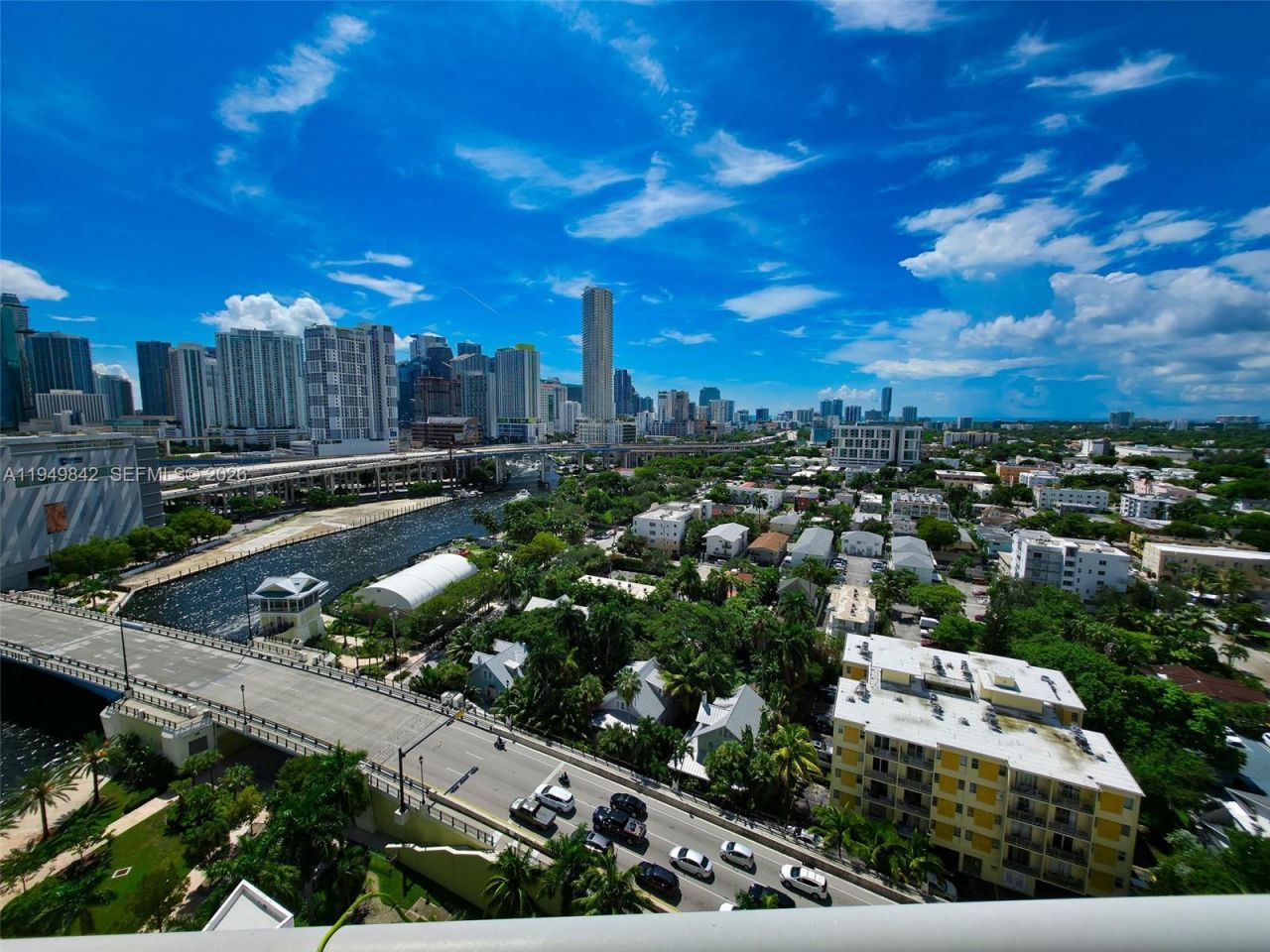 10 SW South River Dr, Unit 1704, Miami, FL 33130 Photo