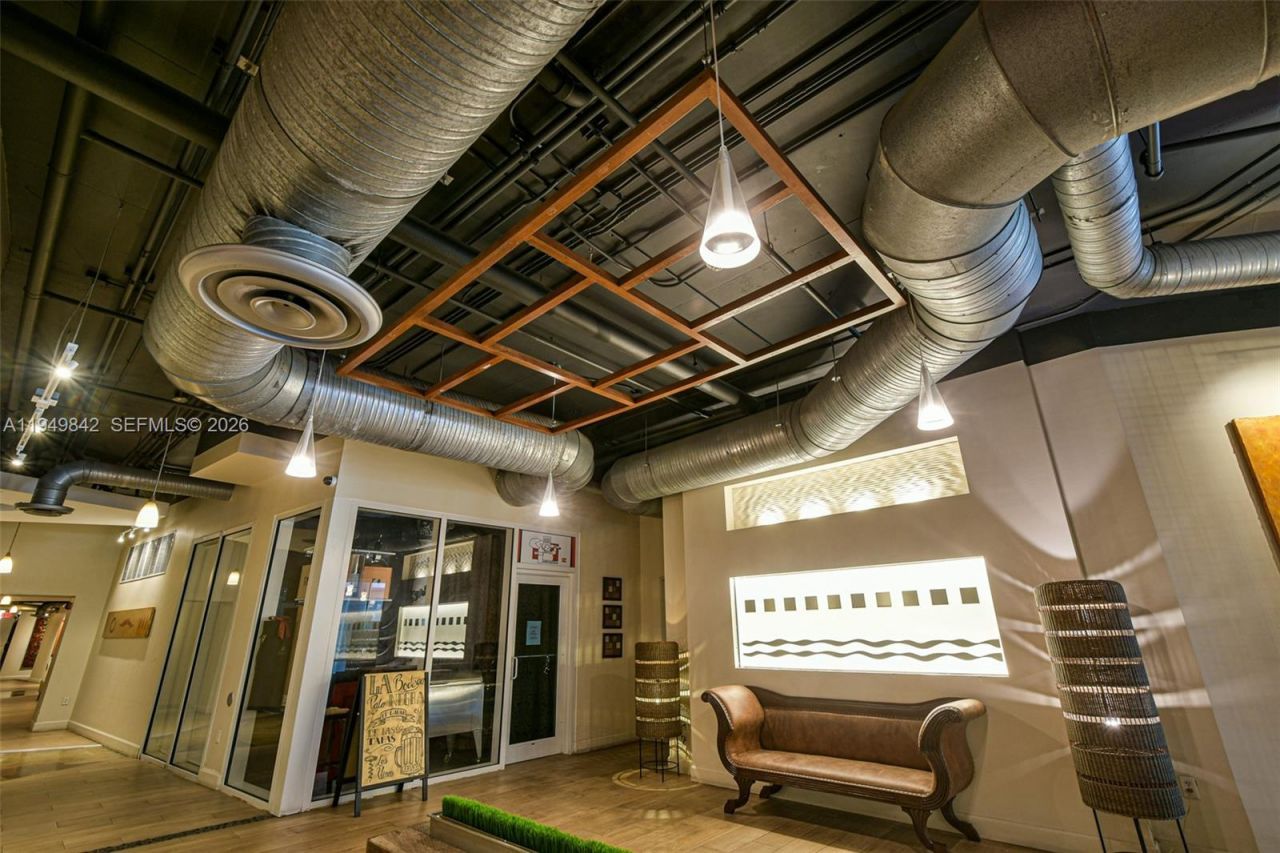 10 SW South River Dr, Unit 1704, Miami, FL 33130 Photo