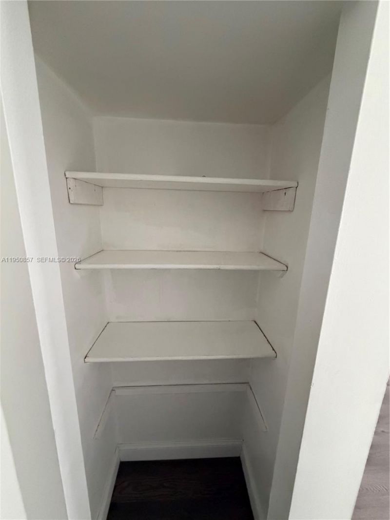 5199 NW 7th St , Unit 111, Miami, FL 33126 Photo