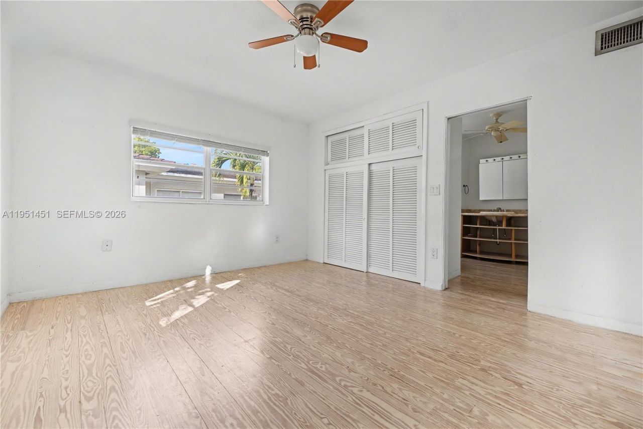 73 Edgewater Dr, Unit 3, Coral Gables, FL 33133 Photo