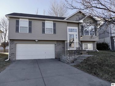 17733 Lillian Street, Omaha, NE 68136