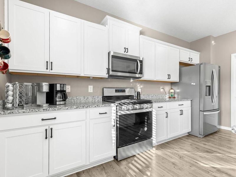 373 Kells Court W, Newark, OH 43055 Photo 15