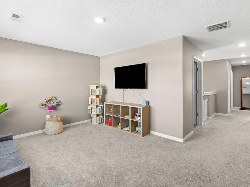 373 Kells Court W, Newark, OH 43055 Photo 36